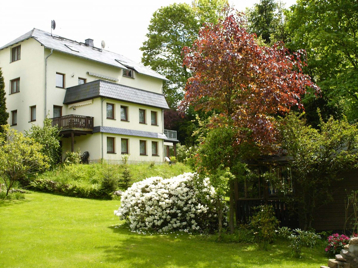 Haus Anneliese im Frühjahr